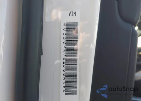 2022 Bentley Flying Spur V8 z USA, uszkodzony, nr VIN SCBBG6ZG8NC003342